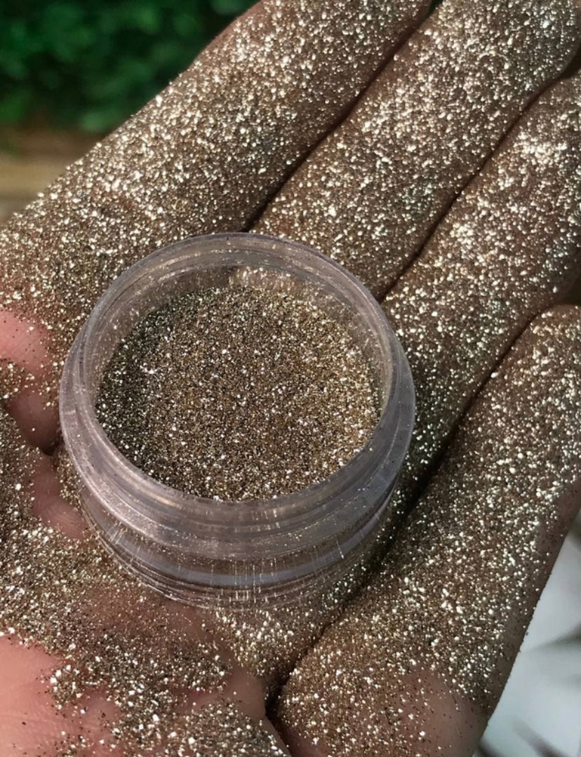 Glitter Paris Use Glow