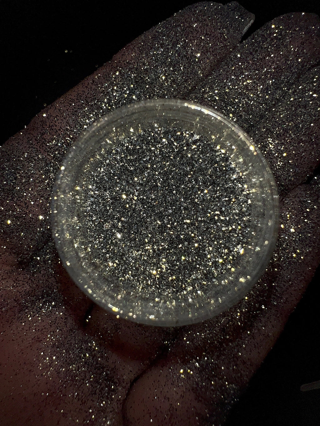 Glitter Danielly Gleice Use Glow