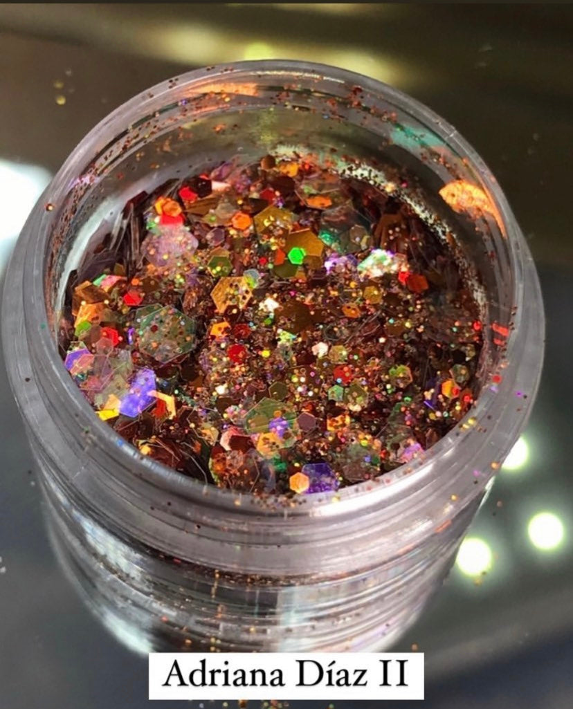 Glitter Adriana Diaz II Use Glow