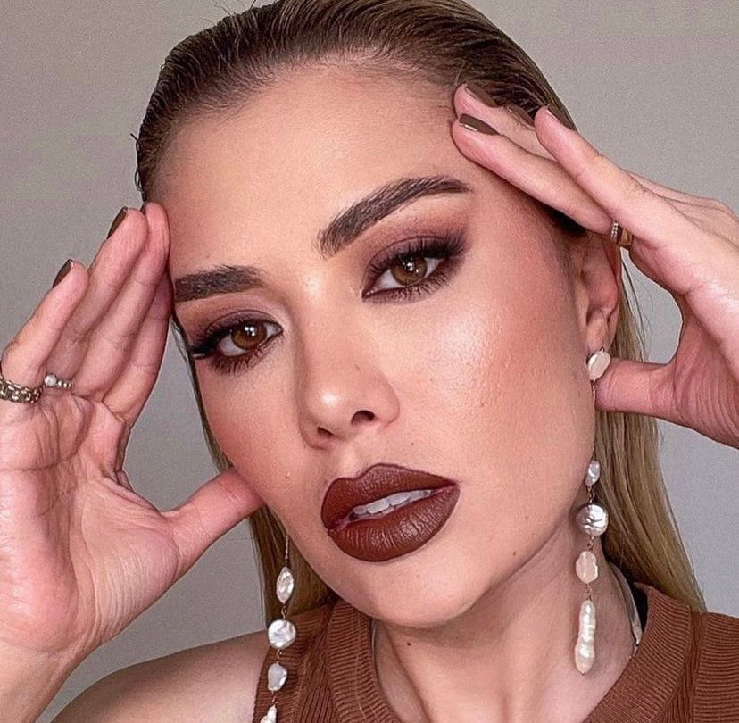 Lápiz delineador Gel Eyeliner marrón Nathalia Capelo